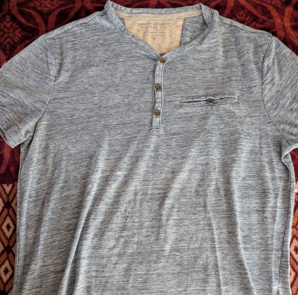 Banana Republic Heathered Blue Henley Shirt